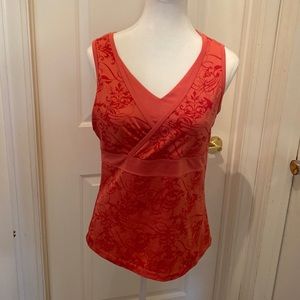 Yoga top, soft & comfortable with a built in bra.